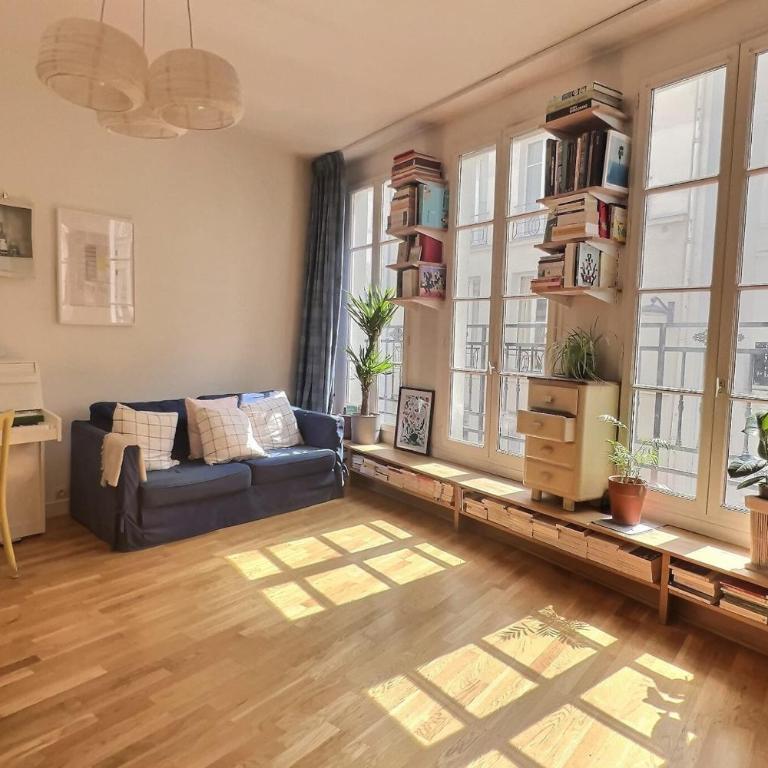 Bright 28m apartment in the old Halles district - Appartement - 2