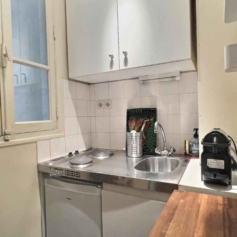 Bright 28m apartment in the old Halles district - Appartement - 5