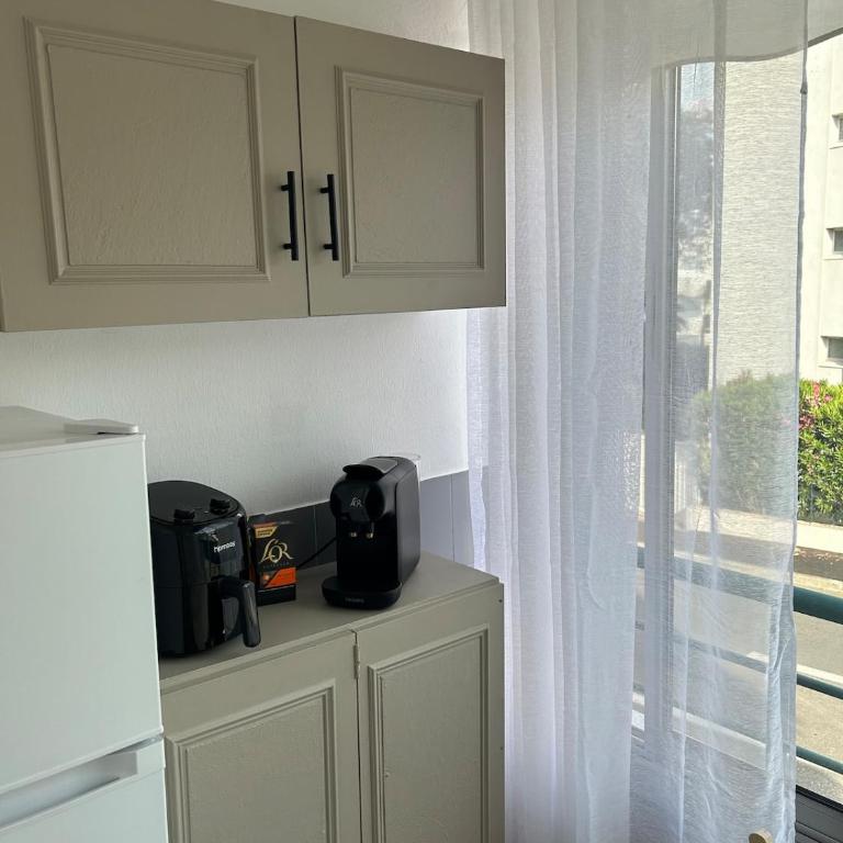 Studio lumineux à 120 M de la plage du centre ville - Appartement 1 Chambre - 4
