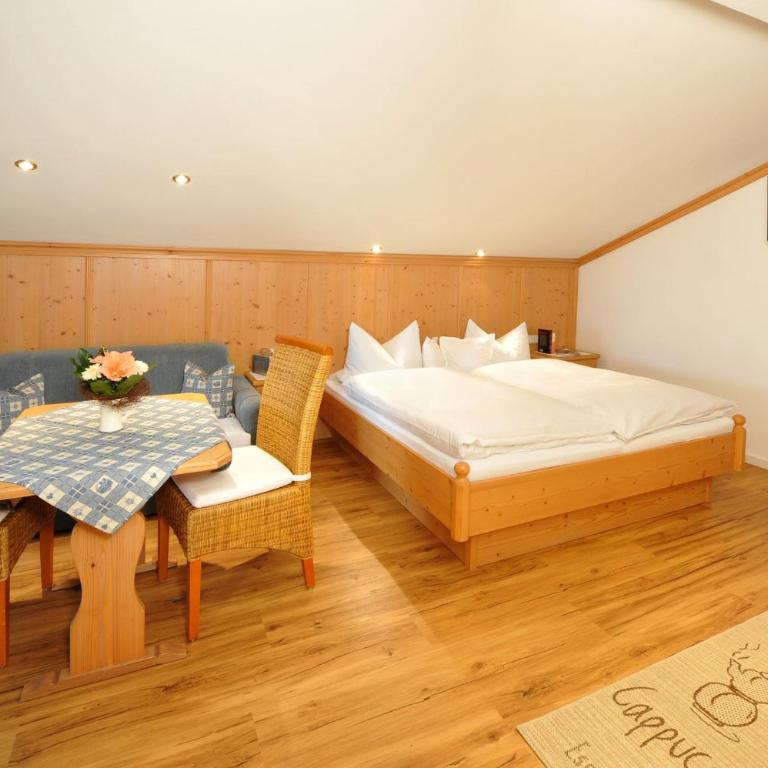 Gästehaus Klara - Apartment mit Balkon - 3
