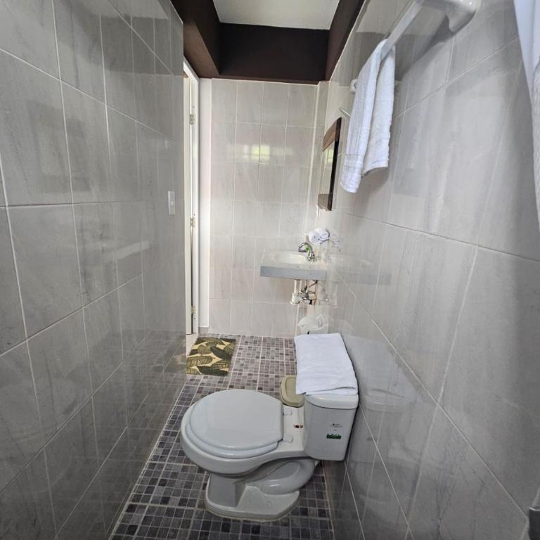 Hotel Pueblo Viejo - Habitación Doble con baño privado - 4