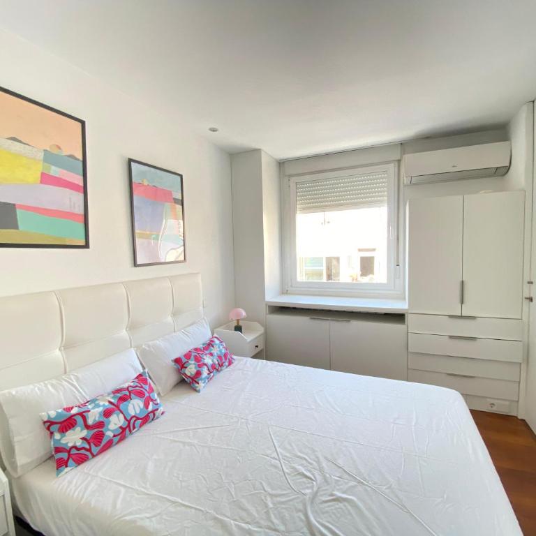 Apartamento Plaza España - One-Bedroom Apartment - 17