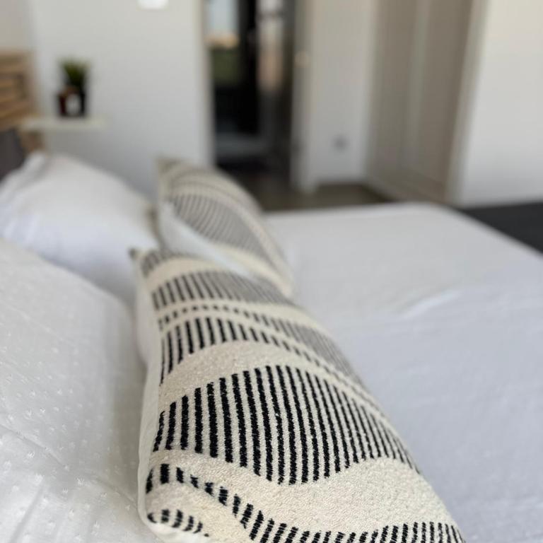 Fun Holiday Apartment Punta Prima - Three-Bedroom Apartment - 9