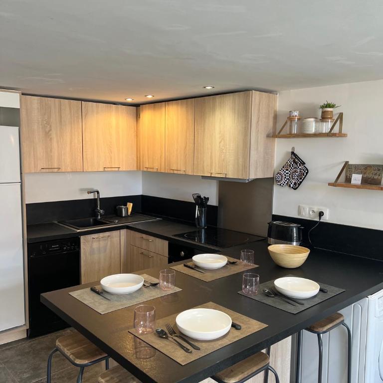 Adorable Appartement Mezzanine - Vieil Antibes - Apartamento de 1 dormitorio - 4