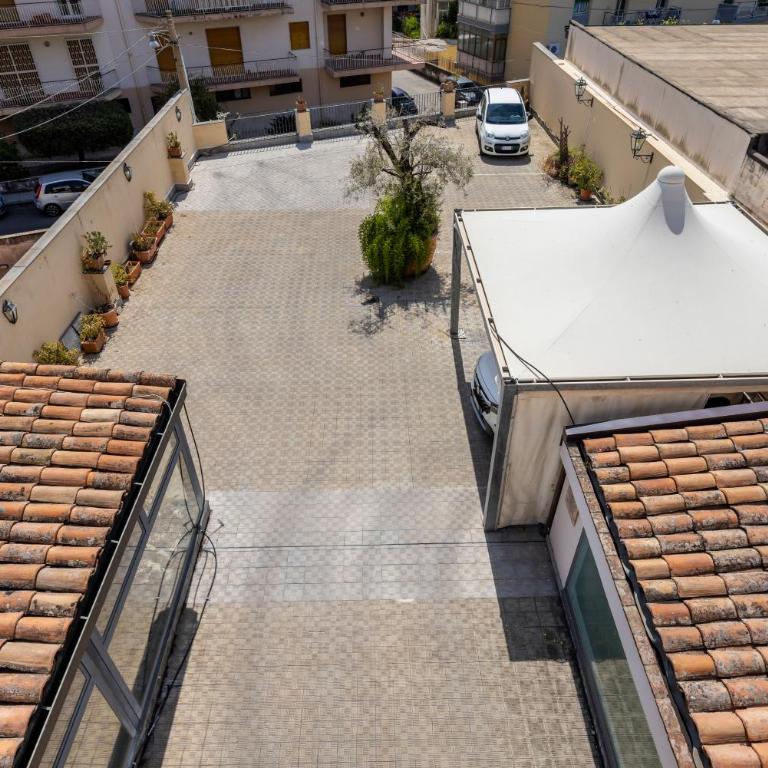 Historic Acireale Studio - Parking, Etna, Sea - Casa Vacanze - 8