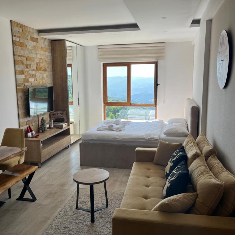 White Hill Milmari - One-Bedroom Apartment - 1