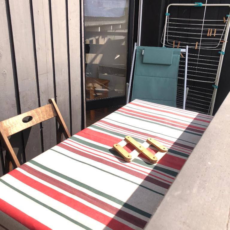 Appartement Balcon piscine tennis vue Montagne - Apartamento de 2 dormitorios con balcón - 12