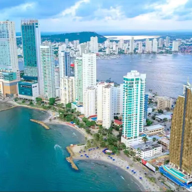Luxury Ocean View Apartment Building H2 - Hyatt - Three-Bedroom Apartment - 9