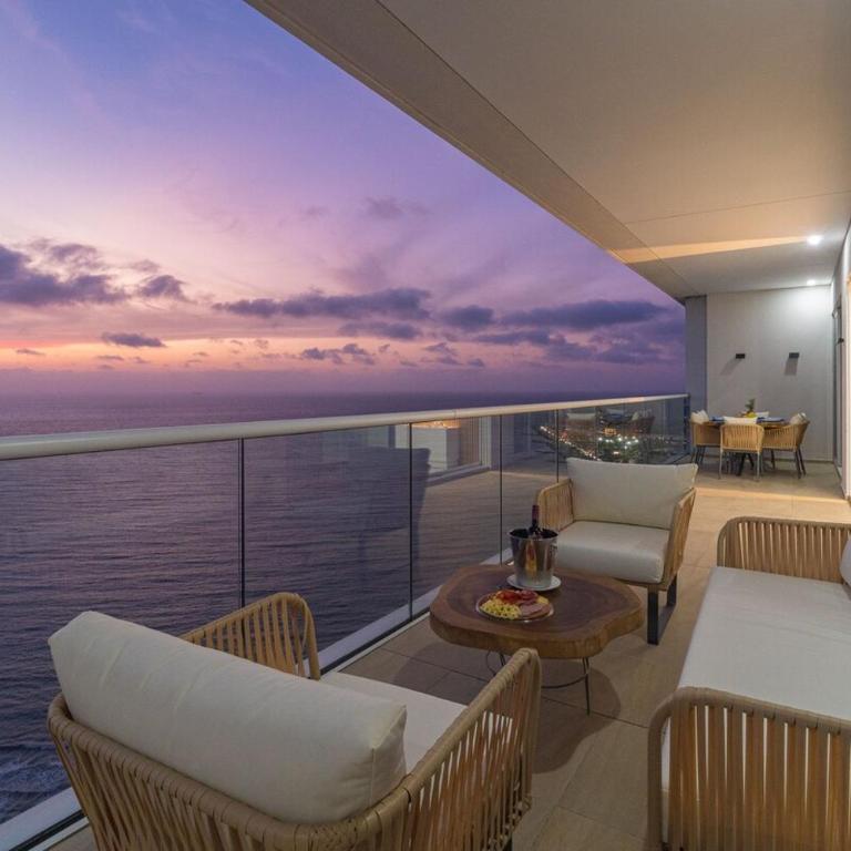 Luxury Ocean View Apartment Building H2 - Hyatt - Three-Bedroom Apartment - 10