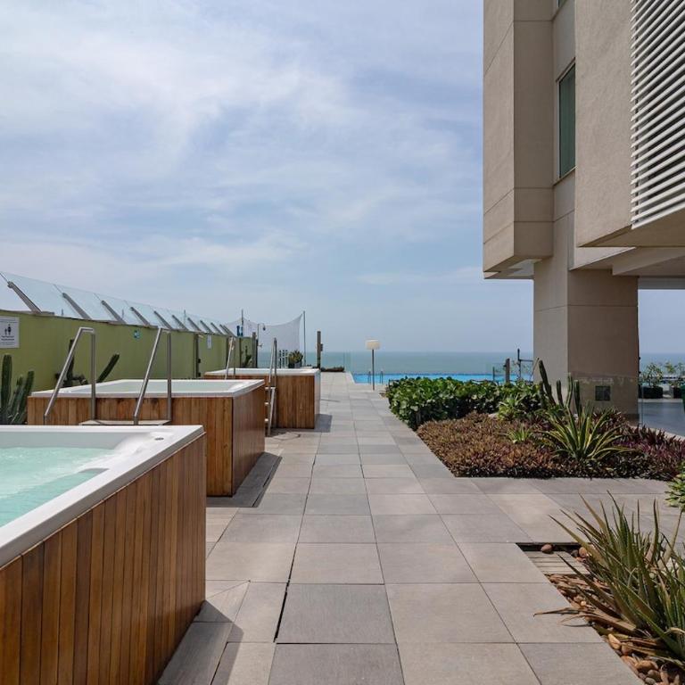 Luxury Ocean View Apartment Building H2 - Hyatt - Three-Bedroom Apartment - 28