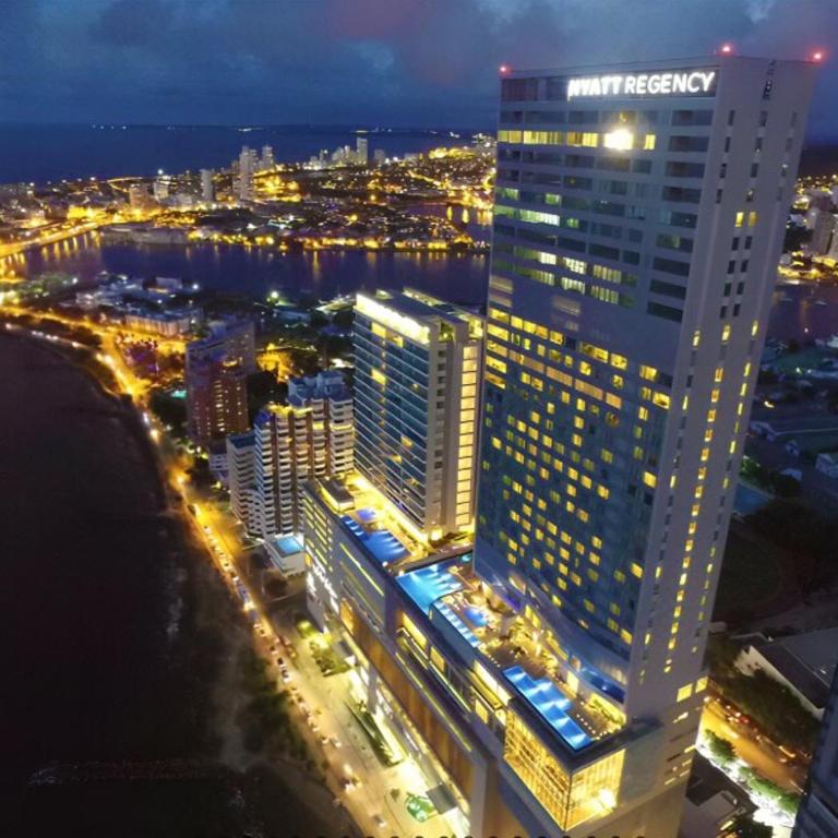 Luxury Ocean View Apartment Building H2 - Hyatt - Three-Bedroom Apartment - 33