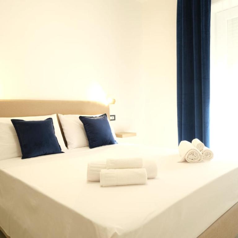 Marephis Rooms - Alghero - Camera Matrimoniale Deluxe con Balcone - 7