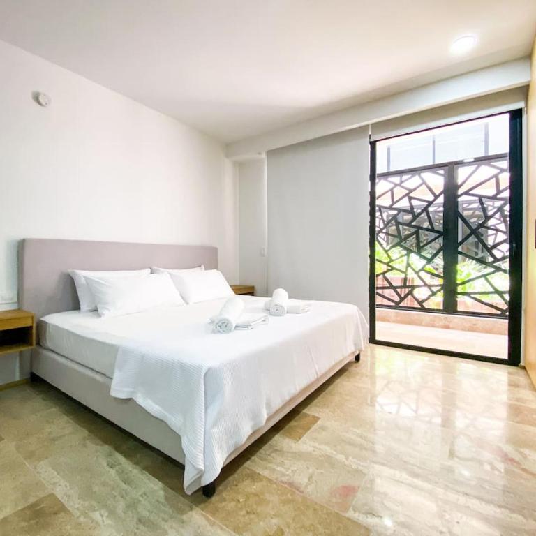 Downtown Playa Studio with Rooftop Pool Steps to Everything - Apartamento - 4