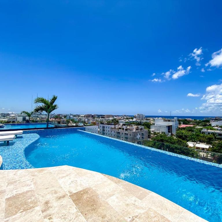 Downtown Playa Studio with Rooftop Pool Steps to Everything - Apartamento - 13