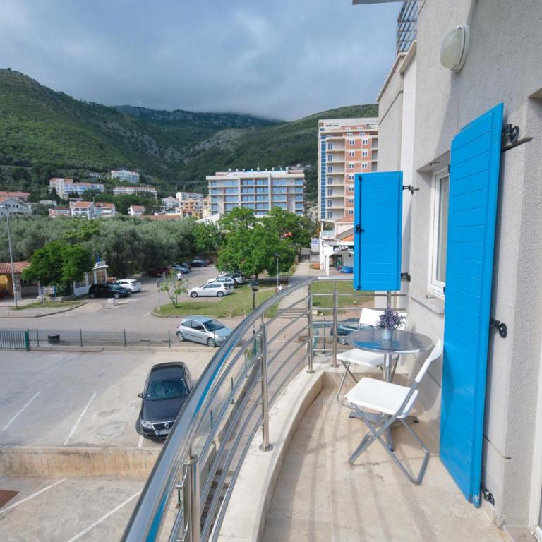 Seaside Apartments Petrovac - One-Bedroom Apartment with Balcony - 9