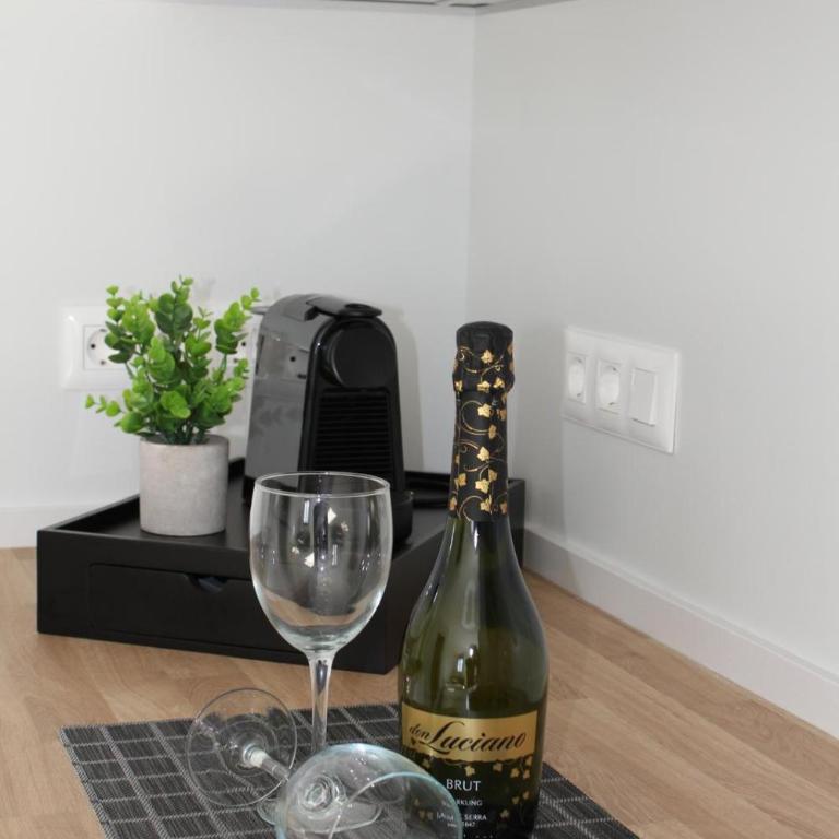 Nicole Home - Two-Bedroom Apartment - 8