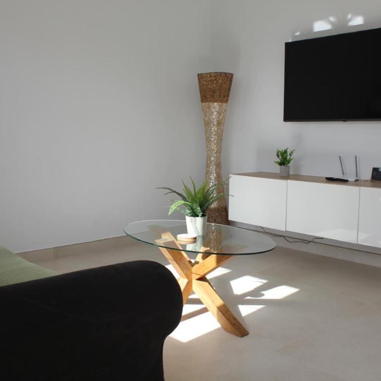 Nicole Home - Two-Bedroom Apartment - 27