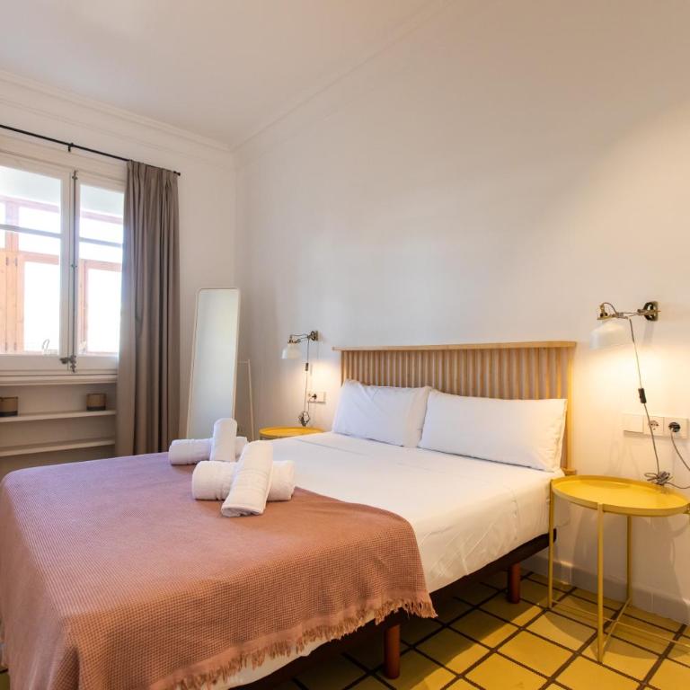 EG42B - Piso modernista 6 pax con WIFI en centro Barcelona - Apartamento de 3 dormitorios - 31