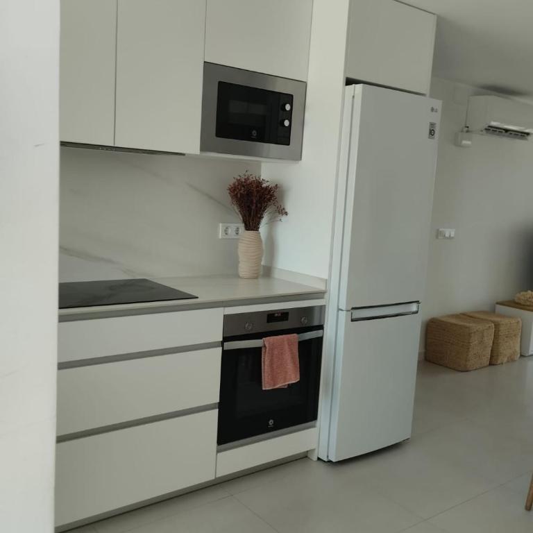 Piso cerca al mar - Apartamento de 3 dormitorios - 2