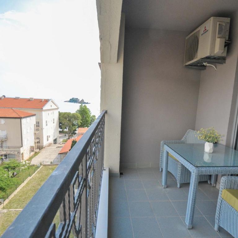 Seaside Apartments Petrovac - Apartment with Sea View - 10