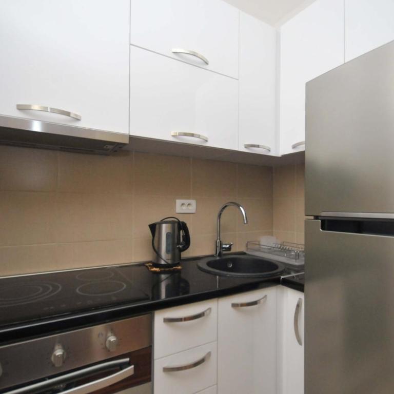 Seaside Apartments Petrovac - Apartment with Sea View - 16