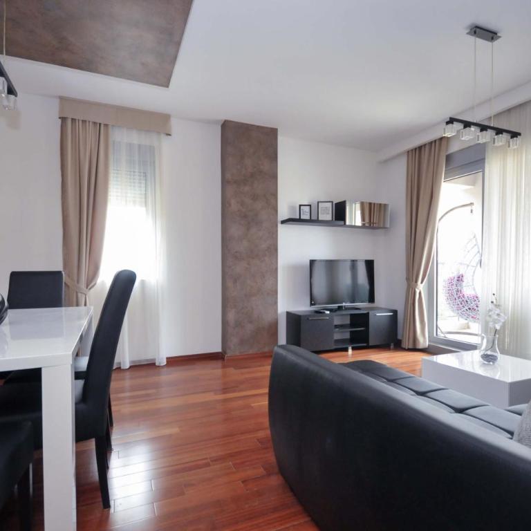 Seaside Apartments Petrovac - Two-Bedroom Apartment with Sea View - 6