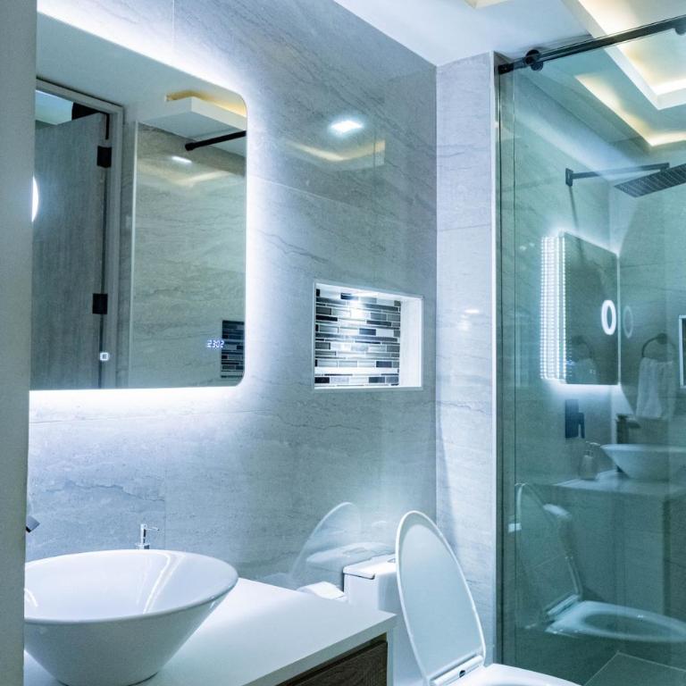 Luxury Apartment BayView Jacuzzi Guestfriendly - Apartment with View and Balcony - 33