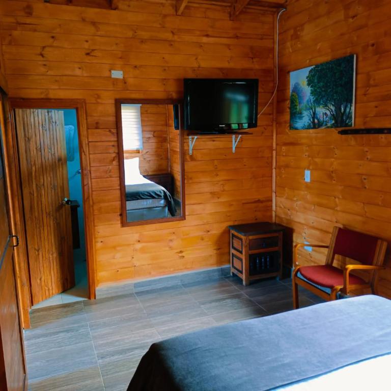 Glamping y Camping El Lago - Family Bungalow - 5