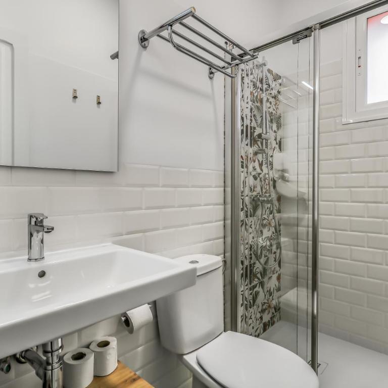 City Garden Suites Nadami 1935 - Habitación Doble con baño privado - 1 o 2 camas - 17