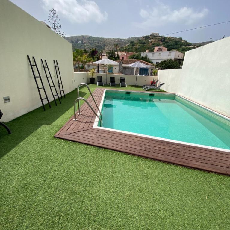 Verde Esmeralda con parking gratis - Casa de 2 dormitorios - 1