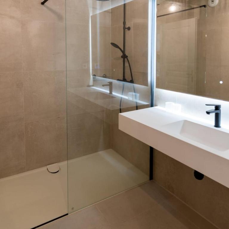 Proche mer très agréable appt de 2 ch pour 5 pers garage en ss - Appartement - 21