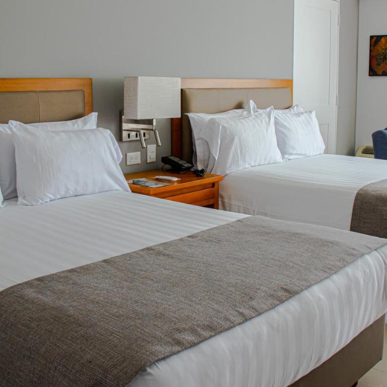 Hotel Estelar Altamira - Standard Queen Room - 3