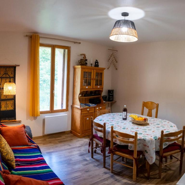 Deux appartements - Gîte aux 1000 chemins - Appartement - 21