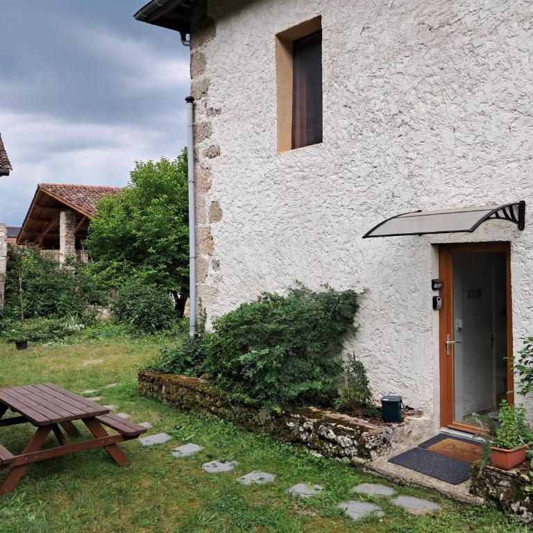 Deux appartements - Gîte aux 1000 chemins - Appartement - 6