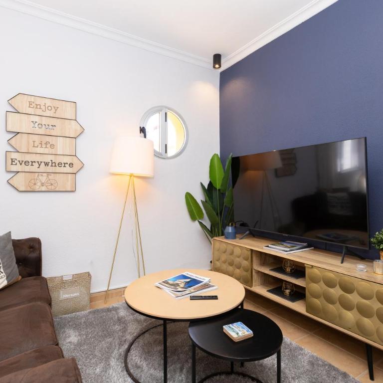 Hermoso Apartamento en Casco Antiguo de Marbella ! - Apartamento - 48