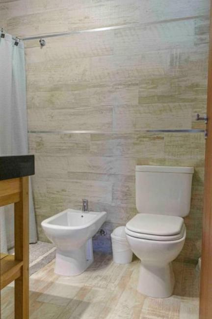 Alojamiento el Maiten, excelente ubicacion - Two-Bedroom Apartment - 30