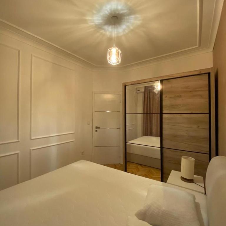 Podgorica-Montenegro - Three-Bedroom Premium Apartment with Balcony - 6