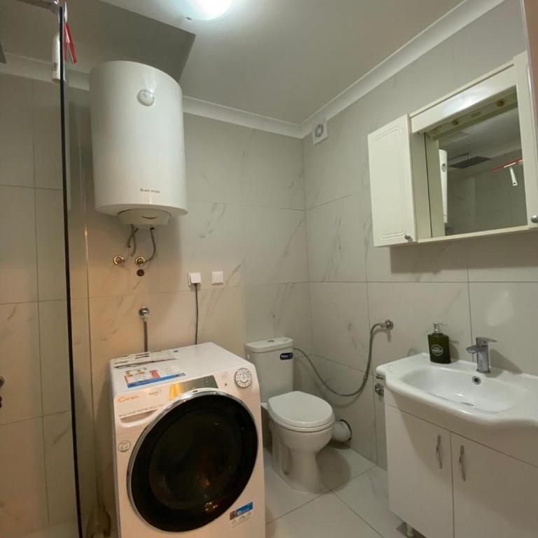 Podgorica-Montenegro - Three-Bedroom Premium Apartment with Balcony - 21