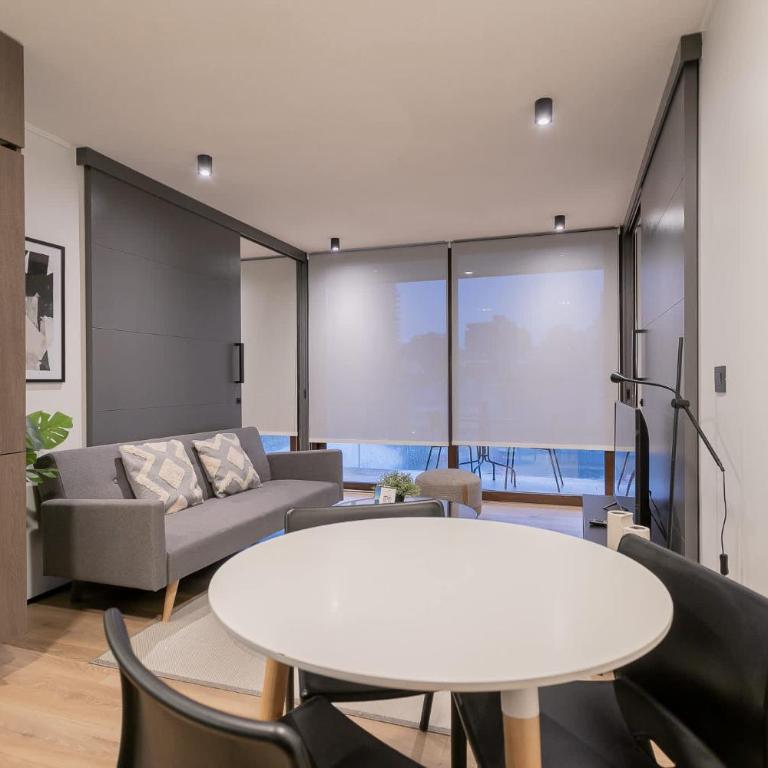 Spacious apartment steps from Escuela Militar - Apartamento - 12