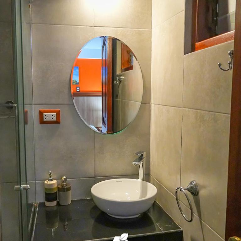 Cocatambo - Twin Room with Private Bathroom - 5