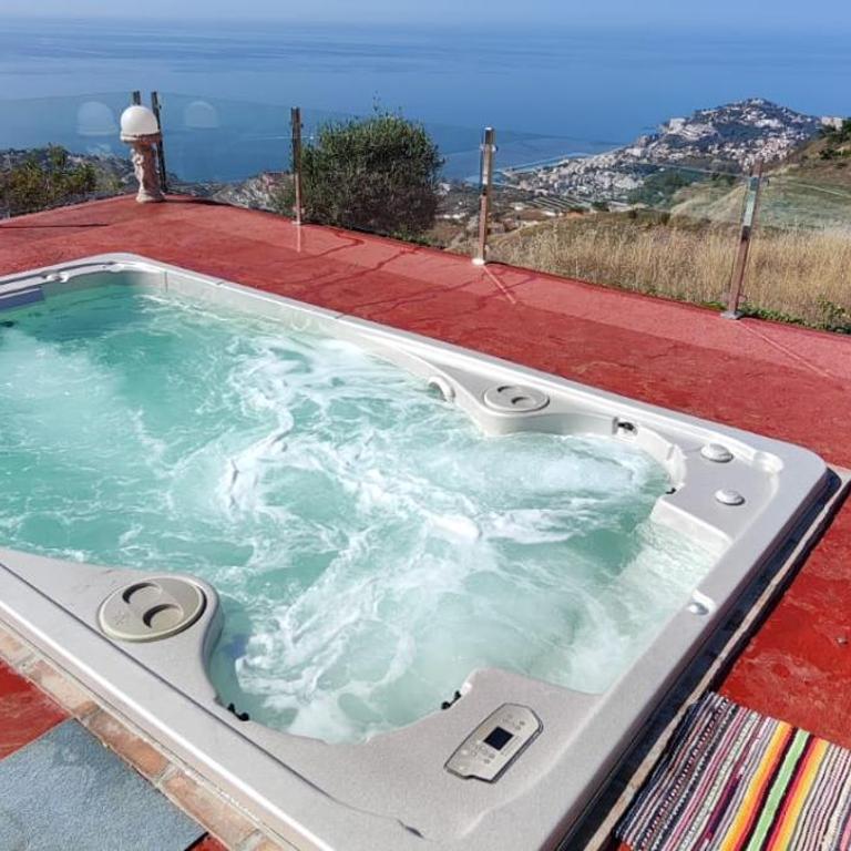 Chalet, breathtaking sea view with large jacuzzi - Casa de 3 dormitorios - 34