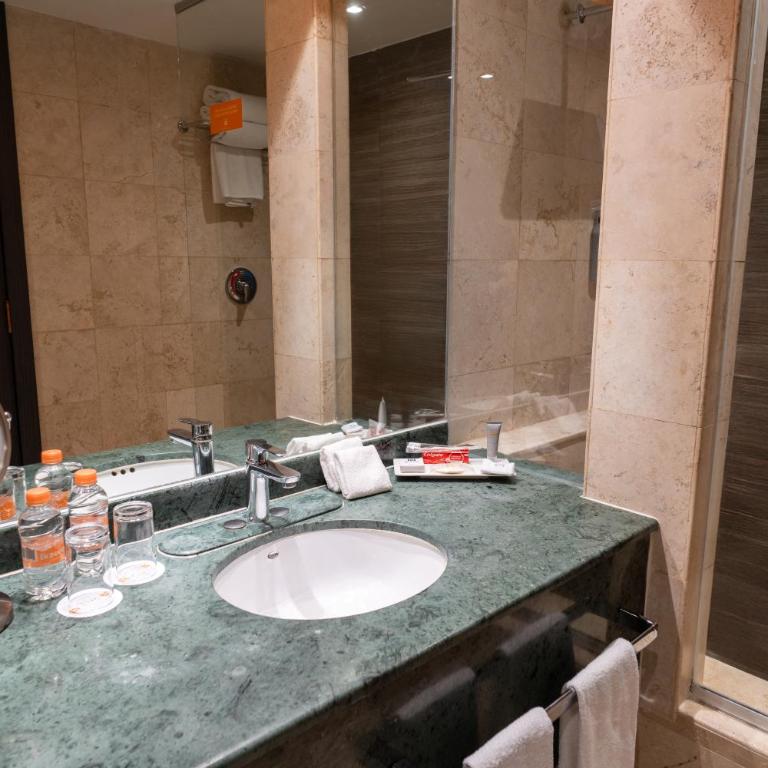 Real Inn Tijuana by Camino Real Hoteles - Master Suite King - 7