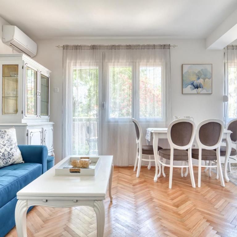 Apartment Seaside - Two-Bedroom Apartment - 3