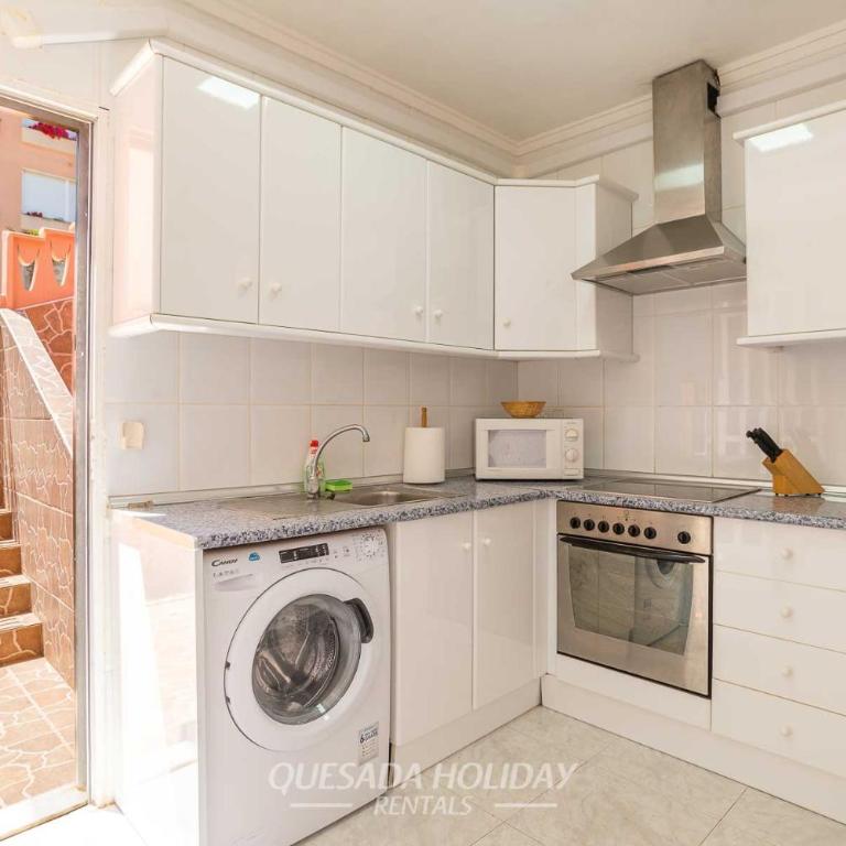 Mediterranean Bungalow in La Mata, Torrevieja - Casa de 2 dormitorios - 9
