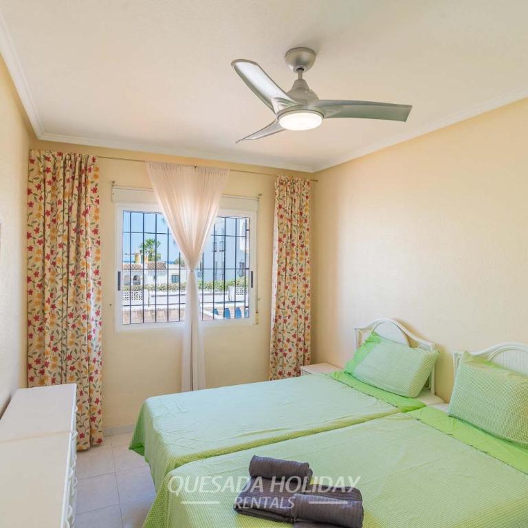 Mediterranean Bungalow in La Mata, Torrevieja - Casa de 2 dormitorios - 20