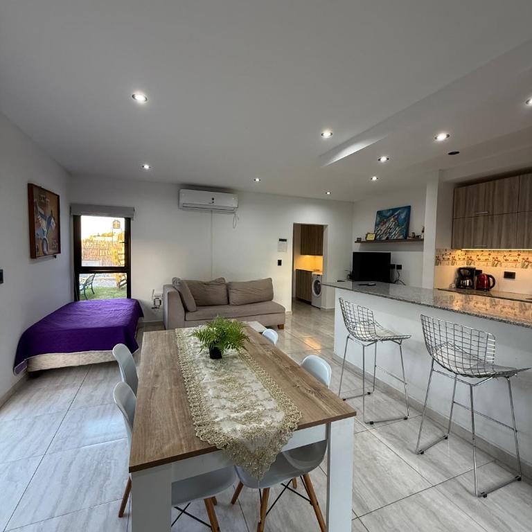 Quinta en City Bell - Estadía Perfecta - Two-Bedroom House - 5