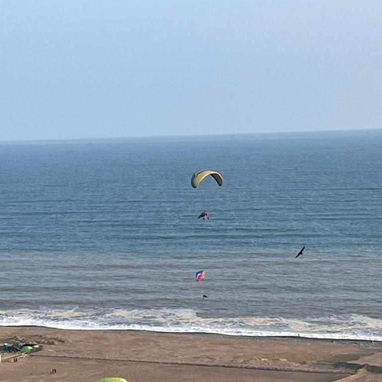 Habitación en San Miguel Lima Pe - Habitación Deluxe - 1 cama grande - 1