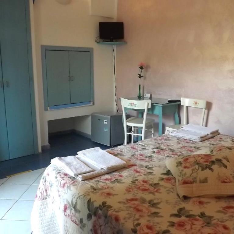 Araucaria - Camera Matrimoniale con Bagno Privato - 3