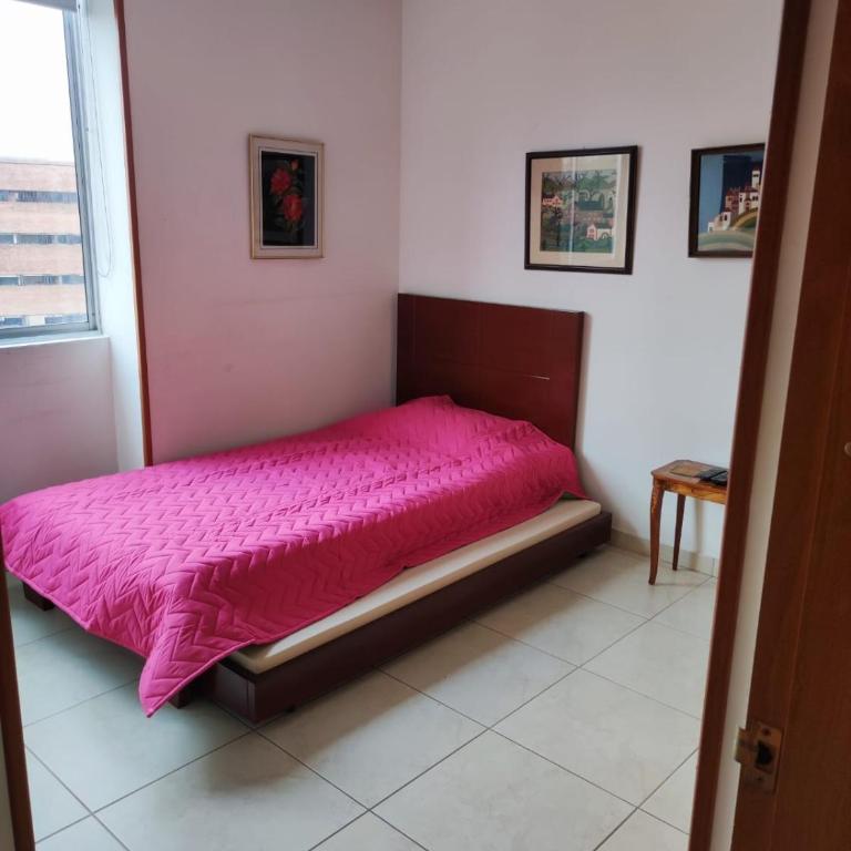 Entire apartment in Ibagué - Three-Bedroom Apartment with Balcony - 11
