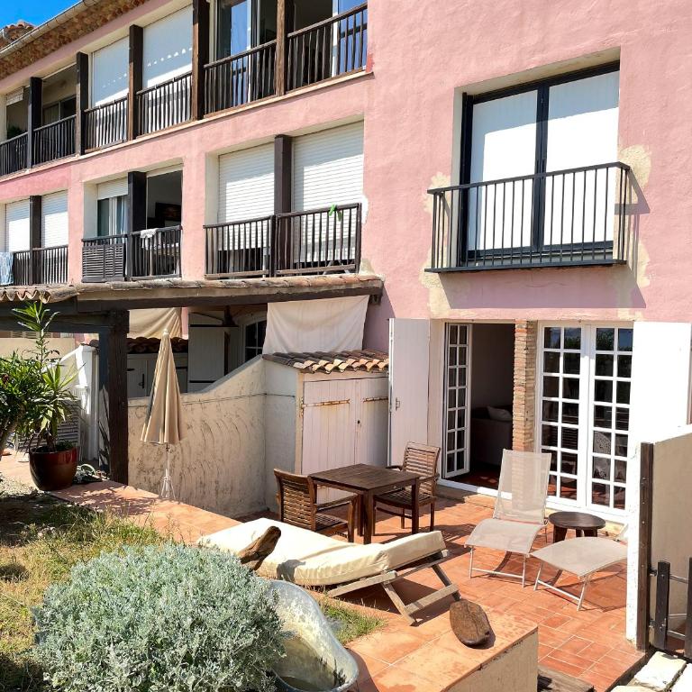 Port Grimaud - Superbe Studio 40 M2 - Accès plage - Monolocale con Vista Mare - 12